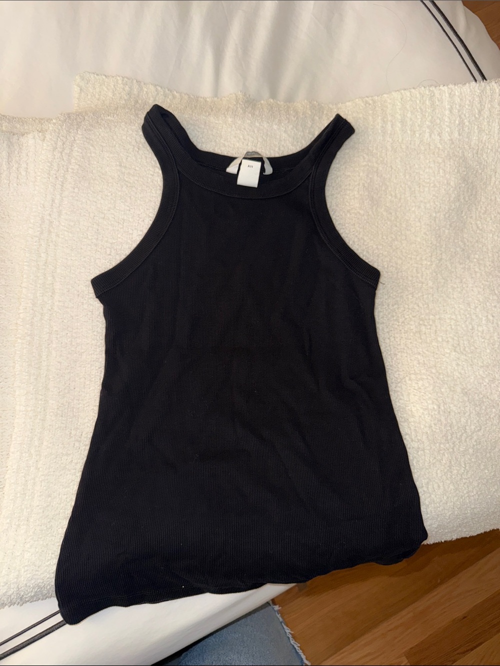 H&M Black Ribbed Racerback Tank Top - Women